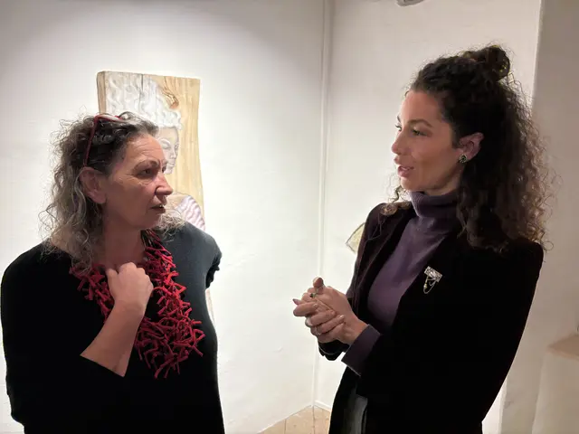 Künstlerinnengespräch: Sarah Patricia Porbley und Sieglinde Kleindienst | Foto: MeinBezirk/Susanne Veronik