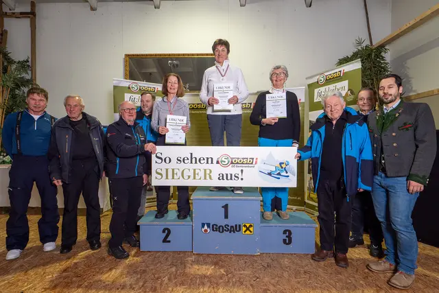 Landesmeisterin Johanna Wimmer, Drittplatzierte Ingrid LAIC | Foto: OÖSB - Erwin Andexlinger