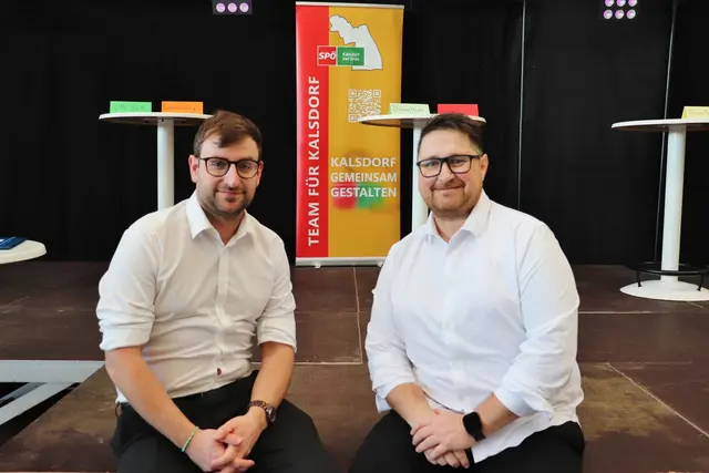 Applaus für Stephan Scheifinger und Christian Kauc für die Ausrichtung der Teamolympiade. Auch in der fünften Auflage gingen dem Duo die kniffeligsten Spiele nicht aus.  | Foto: Edith Ertl