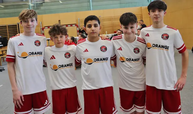 Die U14 des SCK waren die Ball-Akrobaten, beim Schätzen der Songs vor ihrer Geburt tat sich die Jugend schwerer.  Das Publikums-Voting ging dafür an sie. | Foto: Edith Ertl