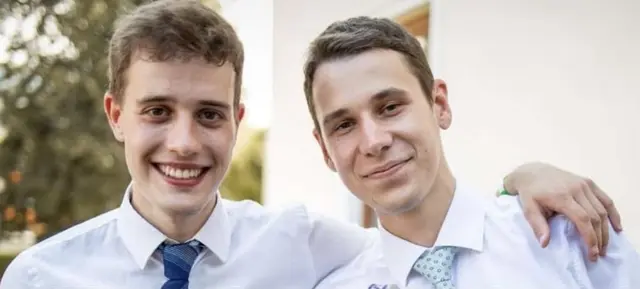 Gregor Gasteyer und Manuel Fröschl begeisterten die Zuhörer in der Pfarrkirche Zistersdorf.  | Foto: Gregor Gasteyer 