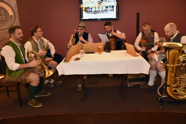 Dankefest in BAd Kreuzen mit den Sixspreck.  | Foto: Robert Zinterhof