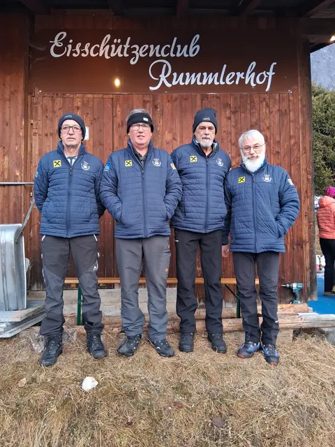 Knapp nicht in die Preisränge geschafft; EV Fieberbrunn 1; Markus Holzmann, Josef Foidl, Heinz Huber und Wolfgang Baumann.