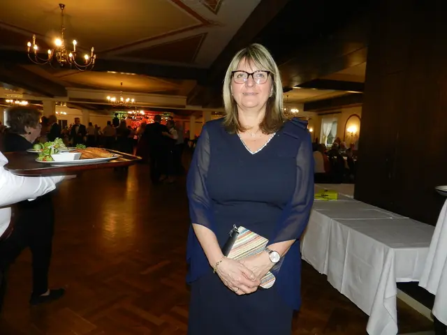 Monika Herbich besucht jedes Jahr den Seniorenball | Foto: Heribert Punz