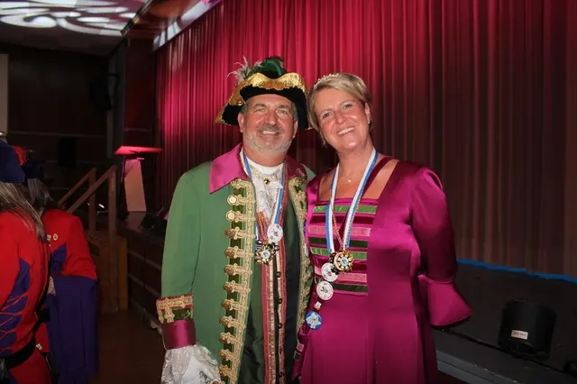 Die erste Faschingssitzung als Herzogspaar für  Herzog Heinrich XIX. und Herzogin Carolin I | Foto: mc