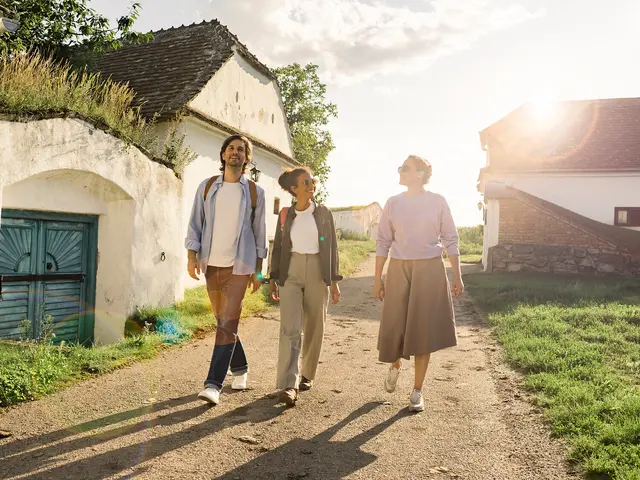 Im Bezirk Bruck findet man den Genuss, genauso wie die Kultur und die Natur.  | Foto: NÖ Werbung/Julius Hirtzberger