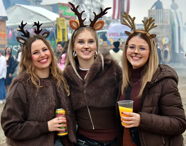 Die Rehlein Anna, Sonja und Magdalena sind revierüberschreitend aus Bayern gekommen......