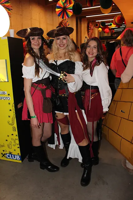 Piratinnen Laura, Larissa und Nathalie