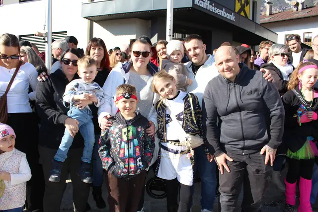 Familie Plattner, Mayer und Abolis