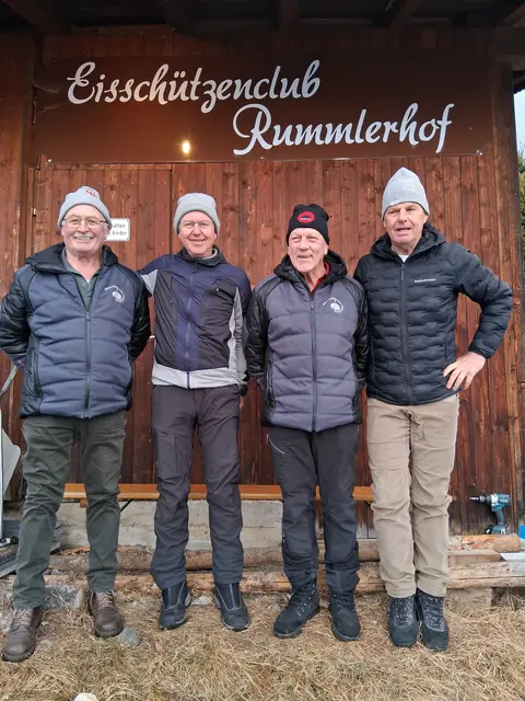 Geteilter Rang 5 EC Rummlerhof 2 Stefan Wörgötter, Walter Schiegl, Hans Mettler und Bruno Reiter.