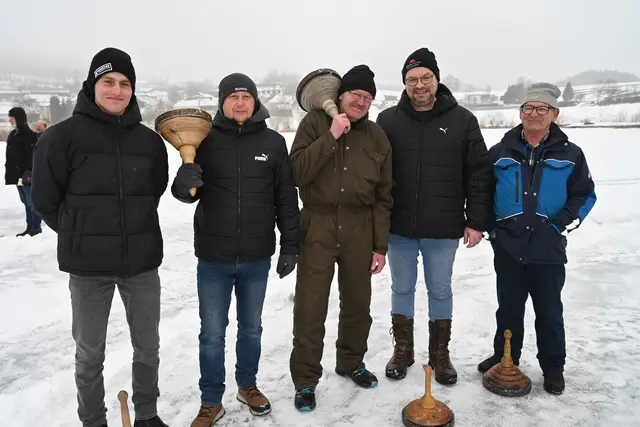 Gute Laune herrschte beim Eisstockturnier der VP Haibach. | Foto: Josef Reingruber