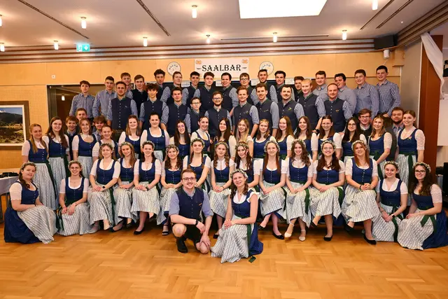 Die Landjugend Weißkirchen lud zum Ball. | Foto: Freigassner