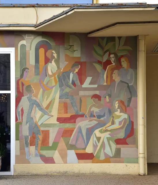 Foyer Stadtsäle (heute Cityhotel) in St. Pölten: Wandbild "Liederabend" von Maria Sturm in der Andreas-Hofer-Straße. | Foto: Hans-Peter Kriener