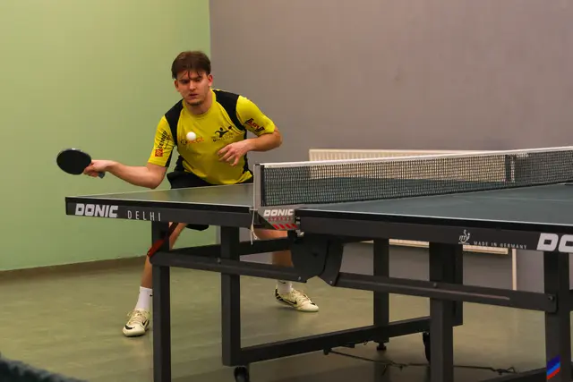 Hamdija Duric kurz vor dem Erfolg gegen Gerhard
Mück. | Foto: Union Horn - Sektion Tischtennis