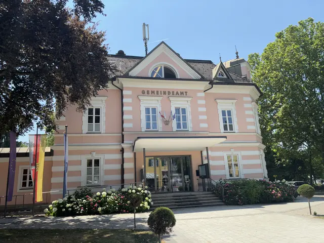 Im Gemeindeamt in Pörtschach wird momentan die Überstundencausa einer Reinigungskraft untersucht.  | Foto: MeinBezirk.at/Christina Zwander