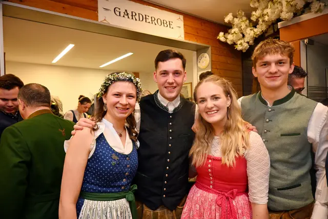 Die Gäste wurden im Dorfsaal empfangen. | Foto: Freigassner