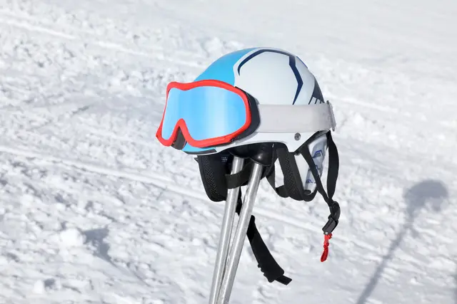 Konsumentenschützer testeten zwölf Helme, alle bestanden den Test. | Foto: smarterpix/belchonock