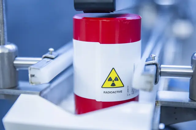 In einem Entsorgungsbetrieb wurde radioaktives Material festgestellt. (Symbolbild) | Foto: APA-Images / imageBROKER / Sylvio Dittrich