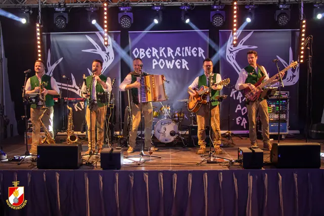 "Oberkrainer Power" sorgten im großen Ballsaal für Stimmung. | Foto: FF Mooskirchen