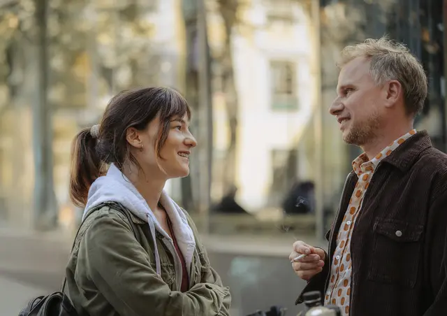 Barbara (Valerie Pachner) und Heli (Robert Stadlober). | Foto: Nikolett Kustos_AlamodeFilm