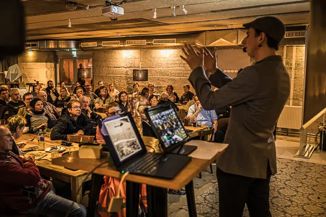 Seit über sieben Jahren erforscht Lukas Arnold gemeinsam mit seinem Team unterirdische Bauwerke und teilt sein Wissen mit interessiertem Publikum. | Foto: Werner Nowak