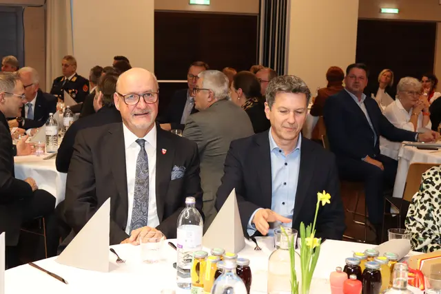 Verbindet mittlerweile eine Freundschaft: Bürgermeister Klaus Glanznig und Landesrat Daniel Fellner | Foto: MeinBezirk/Chiara Kresse
