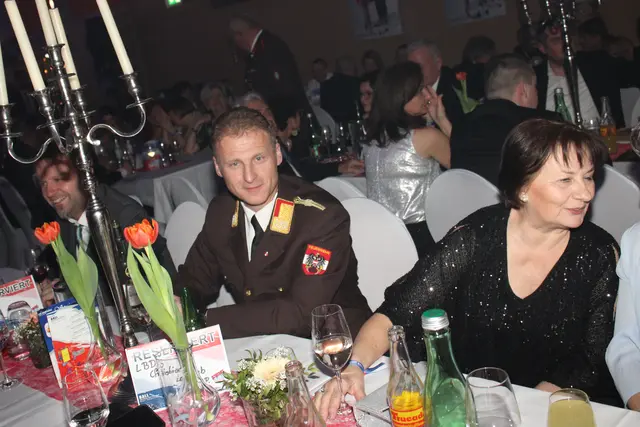 Bereichsfeuerwehrkommandant Christian Leitgeb durfte auch nicht fehlen. | Foto: Cescutti