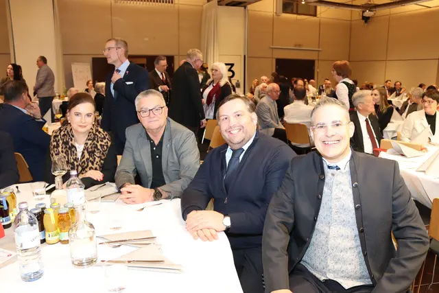 Weitere BürgermeisterInnen: Doris Liposchek (Wernberg), Harald Haberle (Weißenstein) und Gerald Ebner (Arriach) | Foto: MeinBezirk/Chiara Kresse