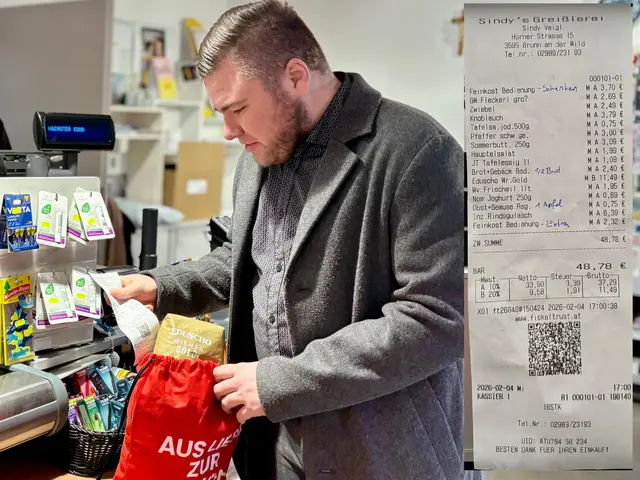 Gespannt auf die Ersparnis - Redaktionsleiter Markus Kahrer checkt die Rechnung! | Foto: MeinBezirk Horn