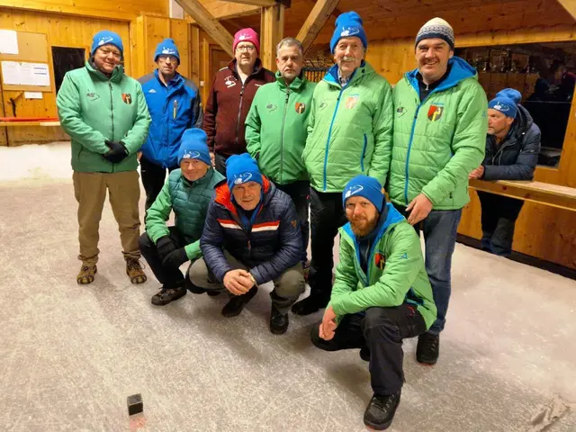Mit dem 6 : 1 Sieg gegen den ESV Going spielt sich der EC Oberndorf an die Tabellenspitze