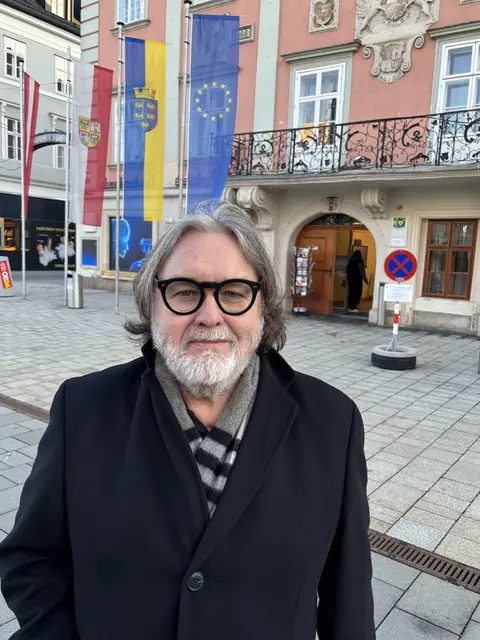 Nikolaj Puschek informiert über den Immobilienmarkt im Bezirk Wr. Neustadt. | Foto: Peter Zezula