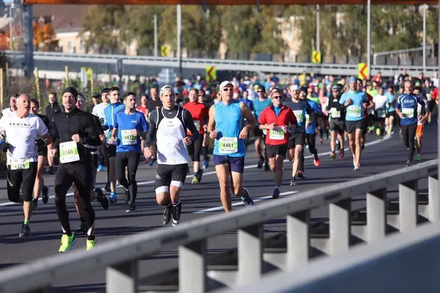 Der 24. Linz Donau Marathon bietet passende Bewerbe für jedes Alter und jede Leistungsklasse.  | Foto: Linz Marathon/Mitterhauser 