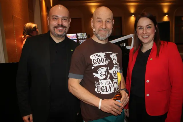 Veranstaltungsmanager Peter Fritz mit Roland Düringer und Katrin Kanya (Leitung Veranstaltungsbüro Gleisdorf) v.l. | Foto: Josef Hofmüller