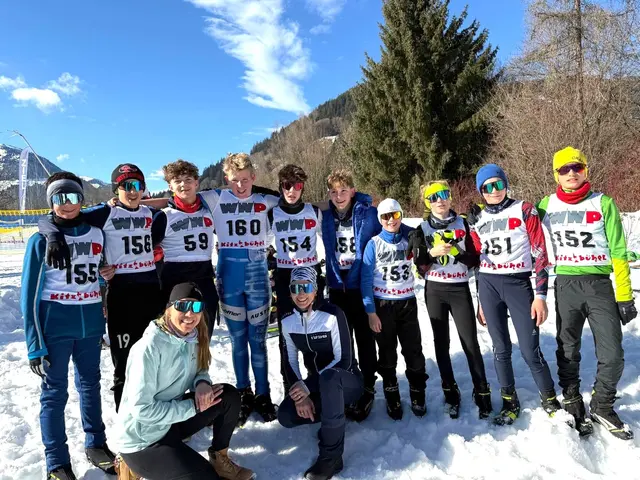 Erfolgreiche Schüler auf der Sportloipe. | Foto: MS Kitzbühel