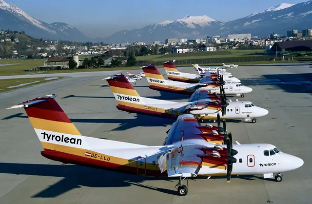Mehrere Maschinen der Tyrolean Airways am Flughafen Innsbruck. Die Regionalfluglinie prägte über Jahre hinweg das Bild des heimischen Flugverkehrs. | Foto: Jakob Ringler