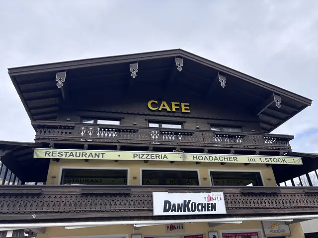 Das beliebte Café Hoadacher wird zur Pizzeria umfunktioniert. Ende Februar ist die Eröffnung geplant.  | Foto: Haun