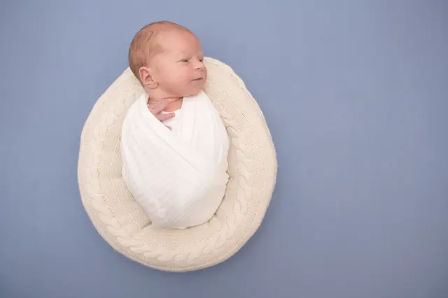 Name: David Franz
Geburtsdatum: 27.01.2026
Gewicht: 4.090 g
Größe: 55 cm
Eltern: Stefanie und Jürgen Hans Sittlinger aus Doerfl | Foto: Babysmile