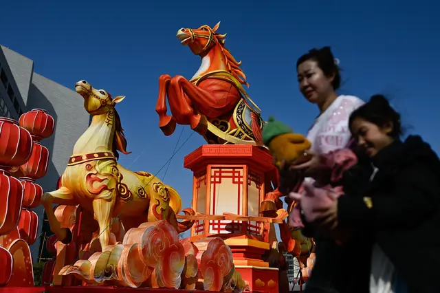 Laut chinesischer Astrologie steht 2026 im Tierkreiszeichen des Feuerpferdes. | Foto: APA-Images / AFP / PEDRO PARDO