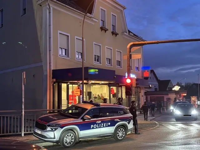 Bei einer Bankfiliale in der Stattegger Straße in Graz-Andritz kam es am Mittwochnachmittag zu einem Überfall.  | Foto: MeinBezirk/Fürstaller