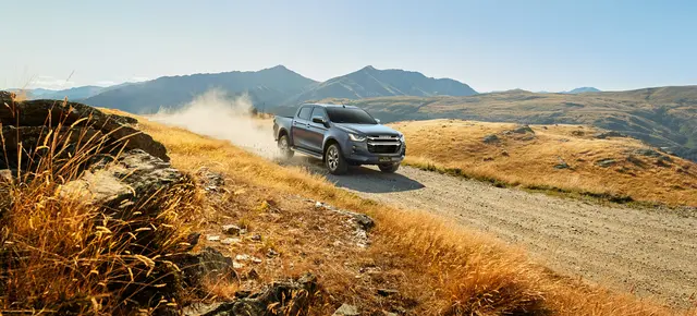 Der D-MAX bringt seinen Piloten auf jeglichem Untergrund zuverlässig voran – ganz ohne weiteres Zubehör. | Foto: Isuzu