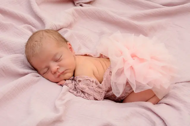 Name: Stella
Geburtsdatum: 24.01.2026
Gewicht: 3.000 g
Größe: 49 cm
Eltern: Claudia Poolhammer und Matej Marjanovic aus St.Peter Freienstein | Foto: Babysmile