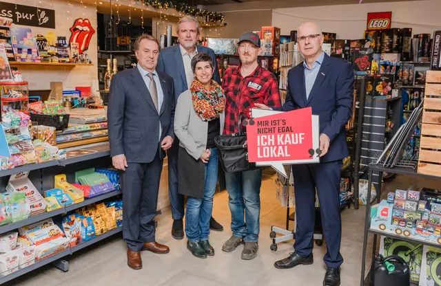 Wolfgang Ecker, Markus Leopold, Gudrun Oberleitner, Rainer Neubacher und Andreas Auer zu Gast in Raini´s Laden in Lilienfeld | Foto: David Pomberger