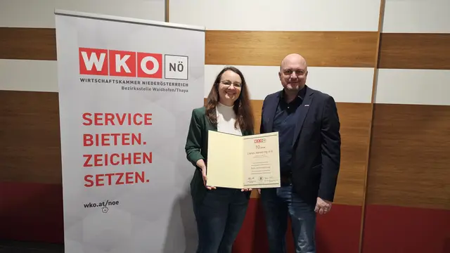 Unternehmerin Liane Kainz-Wöchtl und WKNÖ-Bezirksstellenleiter Alexander Vogl | Foto: WKNÖ