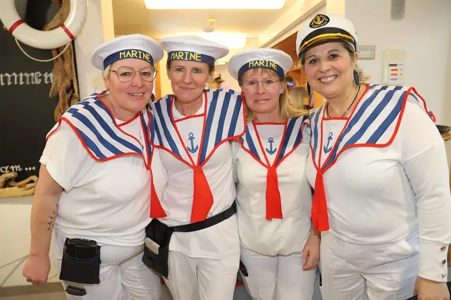 Für das Seniorenheim Ebensee ging es im heurigen Fasching "auf große Schifffahrt". | Foto: Hörmandinger