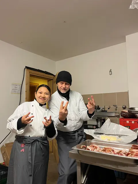 Die Schüler dürfen in allen gastronomischen Bereichen mitwirken. | Foto: Privat