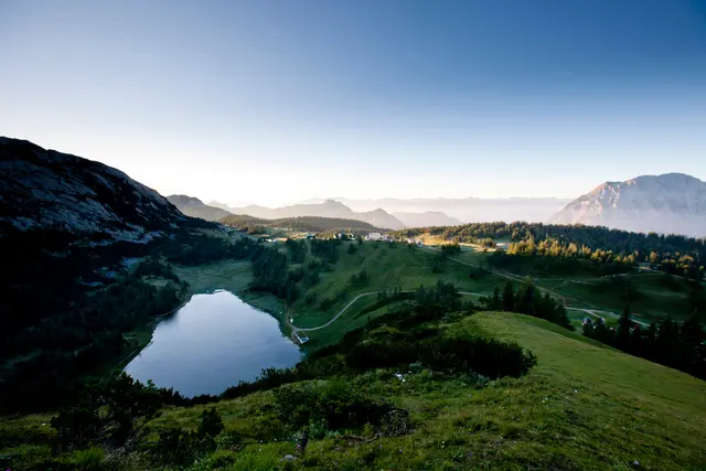 Auf der Tauplitzalm befindet sich eines von vielen Naturjuwelen in der Gemeinde Bad Mitterndorf. | Foto: TVB Ausseerland