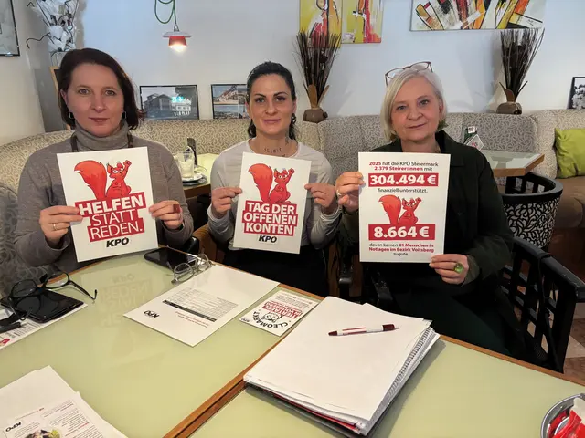 Andrea Prieschl-Höllmüller, Sabine Wagner und Claudia Klimt-Weithaler beim Tag der offenen Konten | Foto: Almer