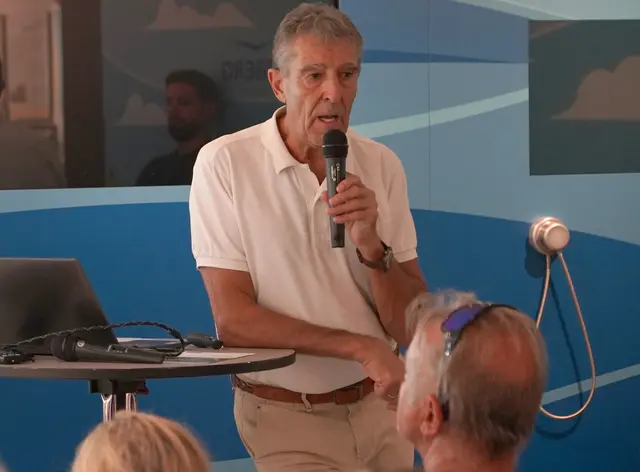 Walter Richter erklärt wie Sport gezielt eingesetzt werden kann, um Risikofaktoren zu minimieren und chronischen Erkrankungen effektiv vorzubeugen. | Foto: Daniel G. Strassnig