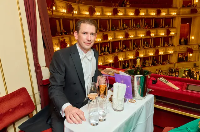 Der ehemalige österreichische Bundeskanzler Sebastian Kurz in seiner Loge. | Foto: APA-Images / Starpix