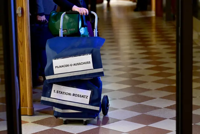 Am Freitag hat die Oberstaatsanwaltschaft Wien Details aus einem 110 Seiten umfassenden Gutachten zur Todesursache des ehemaligen Justiz-Sektionschefs Christian Pilnacek veröffentlicht.  | Foto: APA-Images / APA / ROLAND SCHLAGER